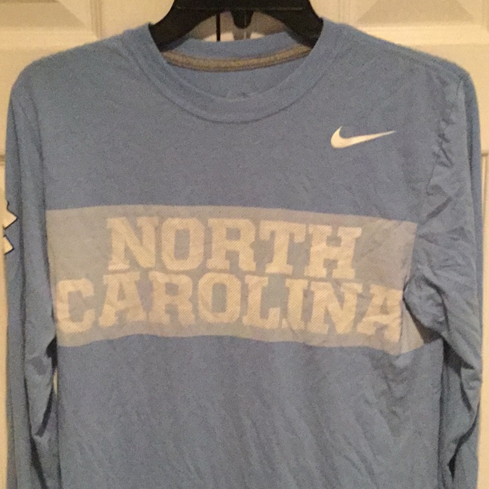 Nike long sleeve T-shirt
